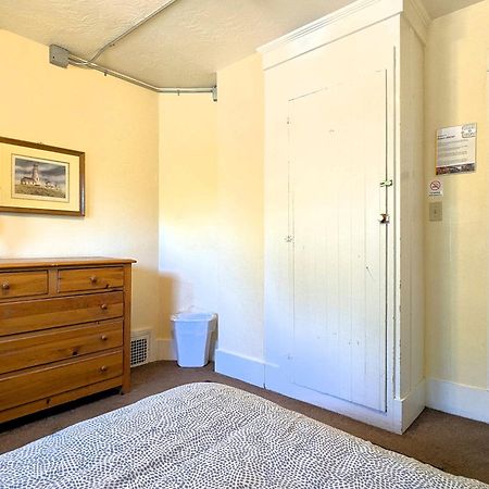 Bunk & Brew Historic Lucas House - Hostel Bend Esterno foto