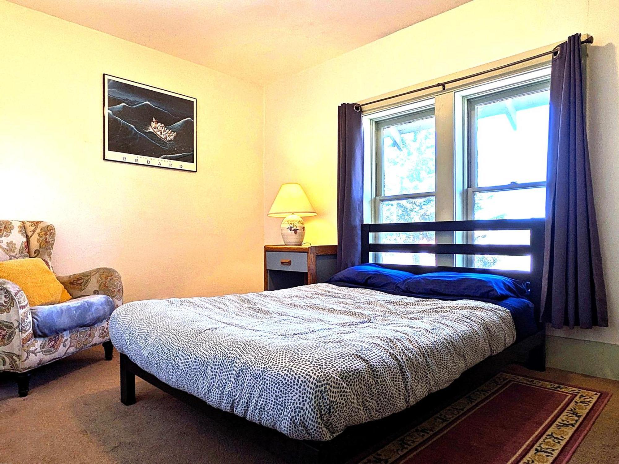 Bunk & Brew Historic Lucas House - Hostel Bend Esterno foto